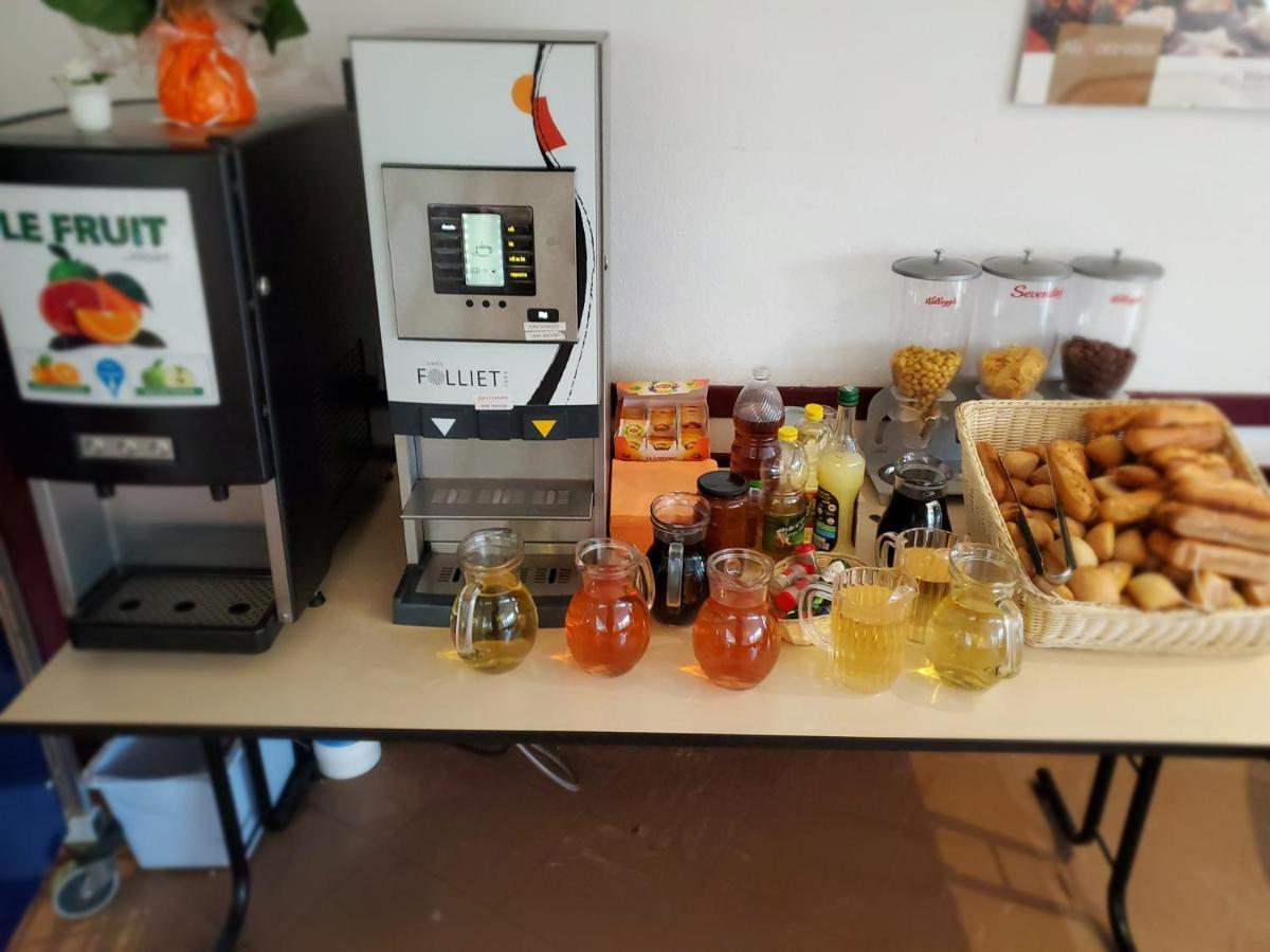 Auberge De Jeunesse Hi Strasbourg 2 Rives Dış mekan fotoğraf