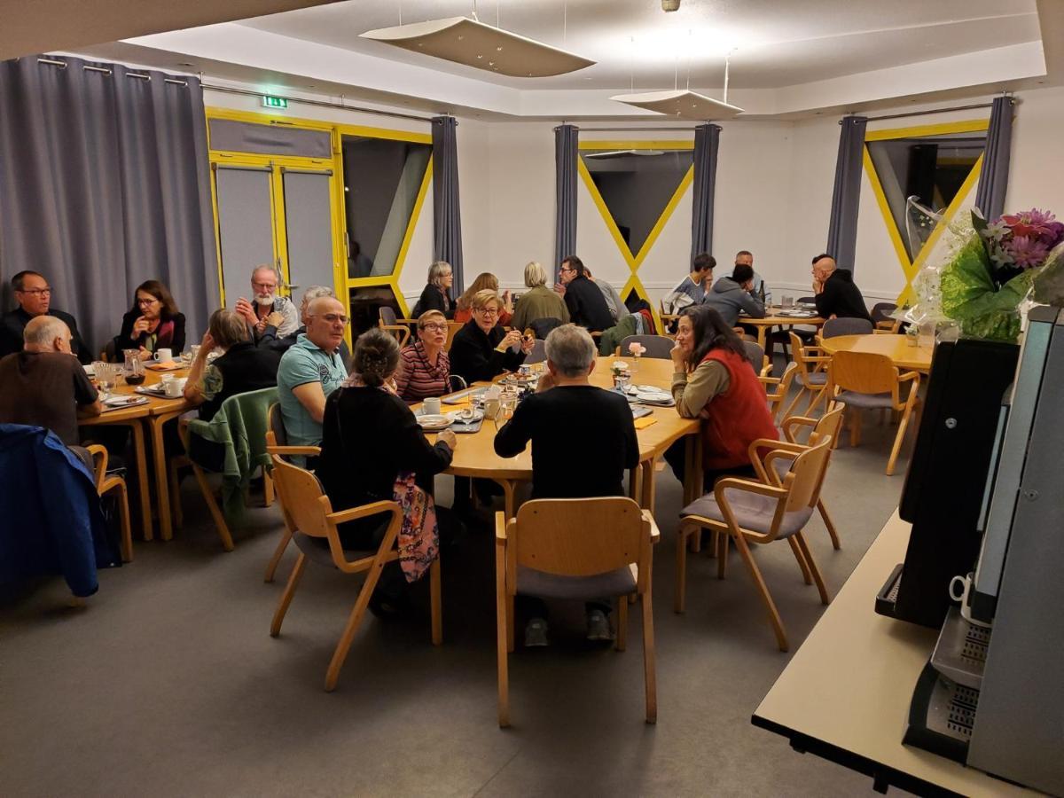 Auberge De Jeunesse Hi Strasbourg 2 Rives Dış mekan fotoğraf