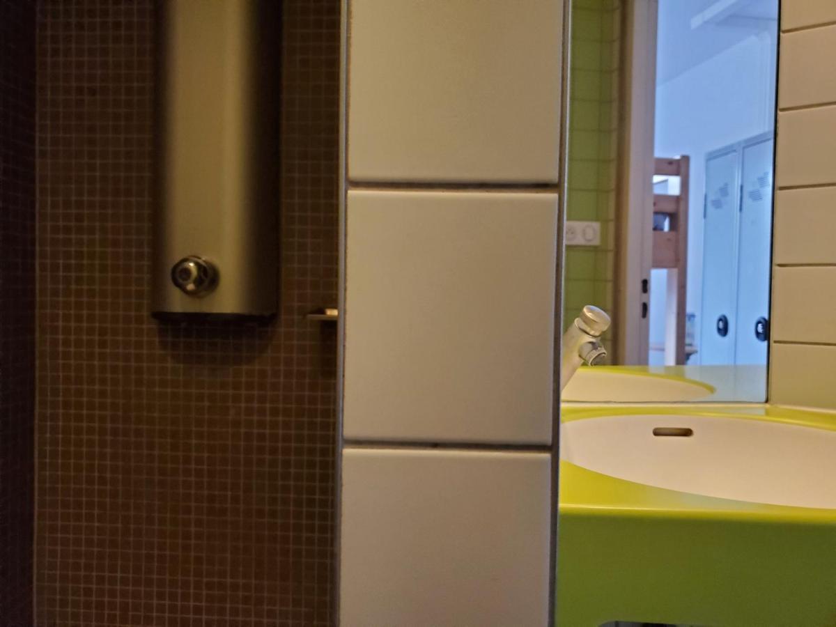 Auberge De Jeunesse Hi Strasbourg 2 Rives Dış mekan fotoğraf